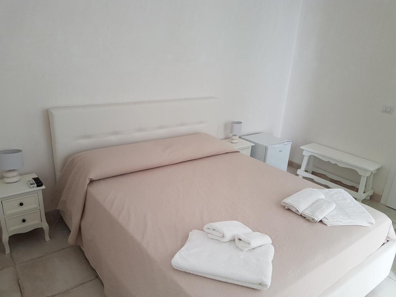 Lu Salentu White House Hotel Marina di Mancaversa Buitenkant foto